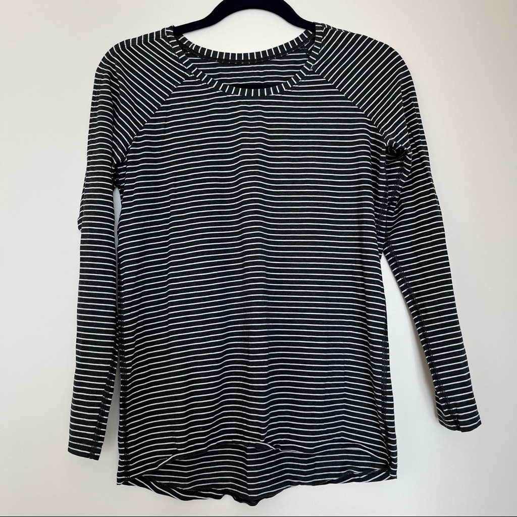 Lululemon Womens Long Sleeve Top